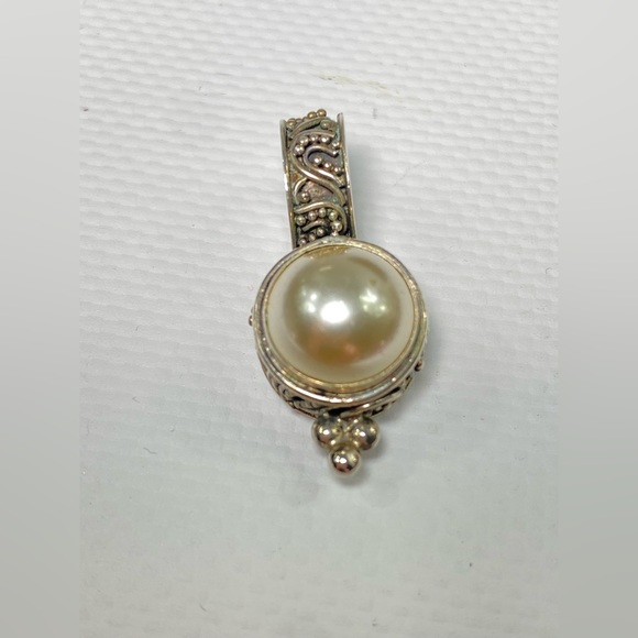 Beautiful 925 Silver Faux Pearl Slide Pendant - Picture 2 of 7